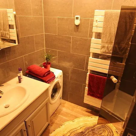 Emeraude Immobilier 아파트